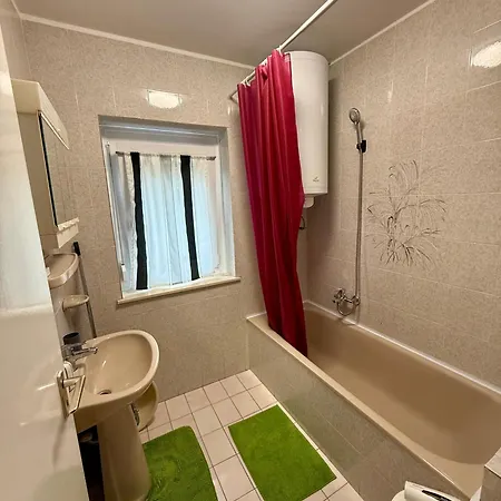 Laura Apartmán Balatonmáriafürdő