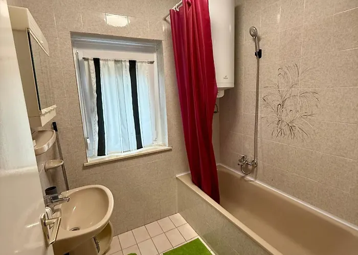 Laura דירה Balatonmáriafürdő